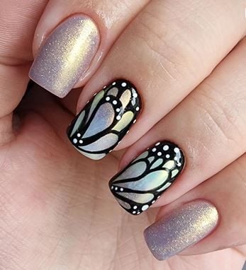 A manicure that looks like butterfly wings
